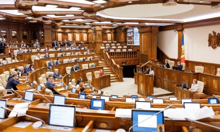 Republica Moldova va organiza alegeri parlamentare „cruciale” la 28 septembrie