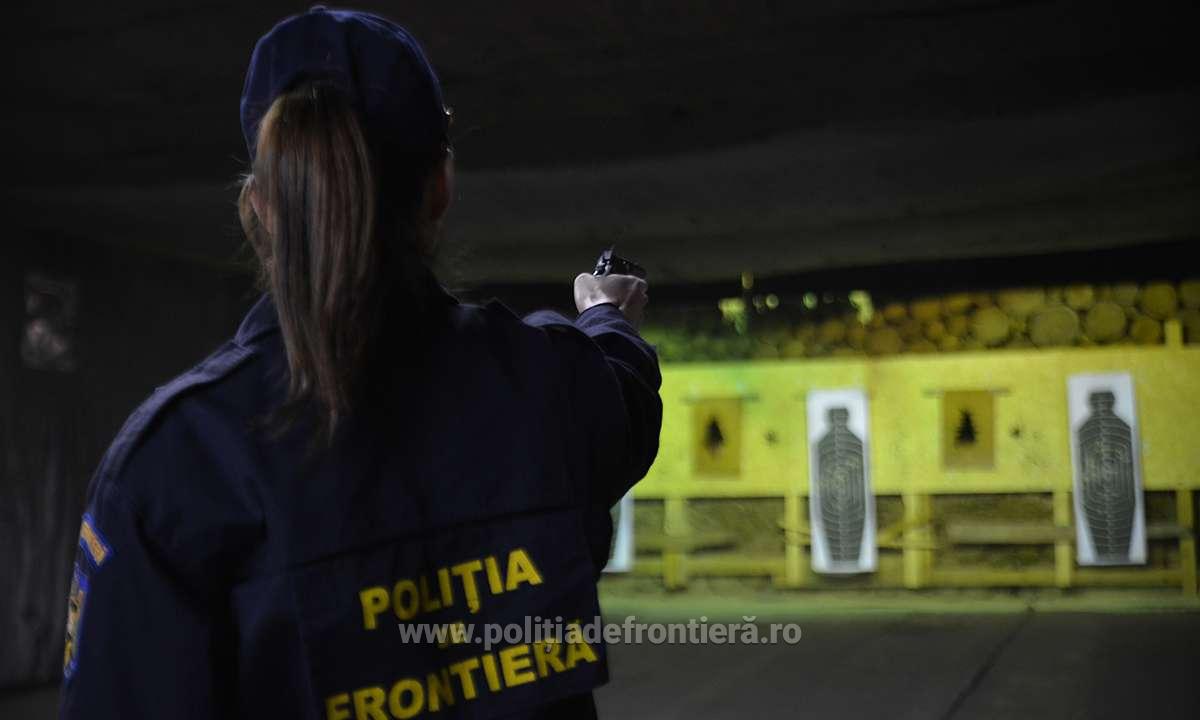 Polițista agentă-șefă de la Iași plătită și pentru orele când mergea la sala de fitness, inclusiv cu spor de antenă. Proces penibil cu șefii săi - UPDATE