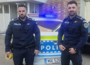 De ce au spart polițiștii cu o rangă ușa unei femei din Iași în noaptea de Înviere