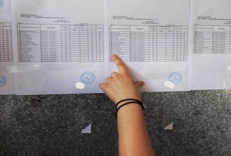 95 de note de 10 în județ - Bacalaureat: rezultatele simulării la Iași. Rata de promovare, peste cea națională