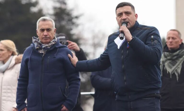 Primul atac major al lui Călin Georgescu împotriva lui Simion și a AUR