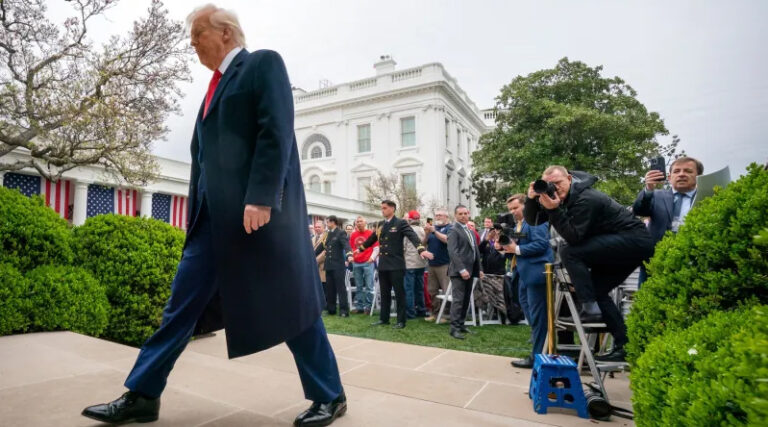 Donald Trump îi cere Rusiei să se „miște”  pentru a încheia războiul cu Ucraina în care „mor prea mulți oameni”