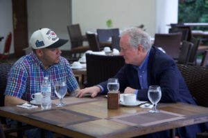 Un senator american democrat s-a întâlnit în închisoarea din El Salvador cu un bărbat expulzat din greşeală din SUA