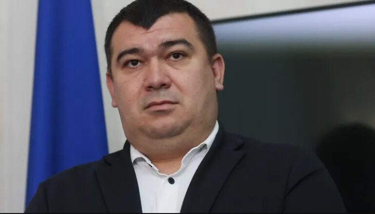 Cine e udemeristul care îl dă pe Nicușor Dan pe mâna procurorilor: jurist la stat, cu facultate absolvită la 28 de ani, la o universitate privată