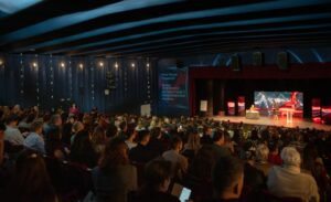 Mircea Cărtărescu și Horia Patapievici, conferințe emblematice, cu săli arhipline, la Iași. Romanian Creative Week continuă cu concerte, spectacole de dans și teatru