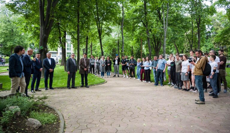 UAIC a inaugurat un parc de pétanque și calisthenics, deschis întregii comunități ieșene