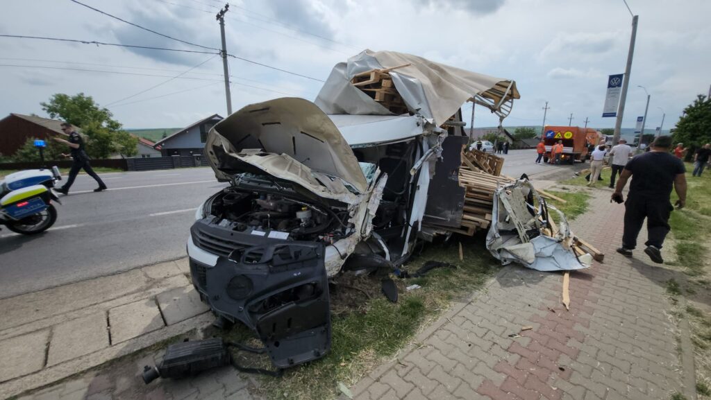  accident-letcani