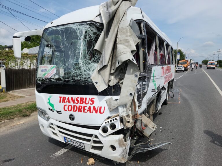 Care este starea răniților din accidentul de la Lețcani? Două paciente în stare gravă la Terapie Intensivă