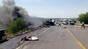 Cel puţin 21 de morţi în centrul Mexicului, într-un accident rutier între trei vehicule