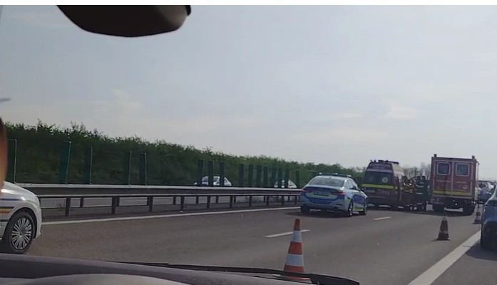 Accident cu 6 maşini pe A2, sensul spre Constanţa, în zona localităţii Dragalina