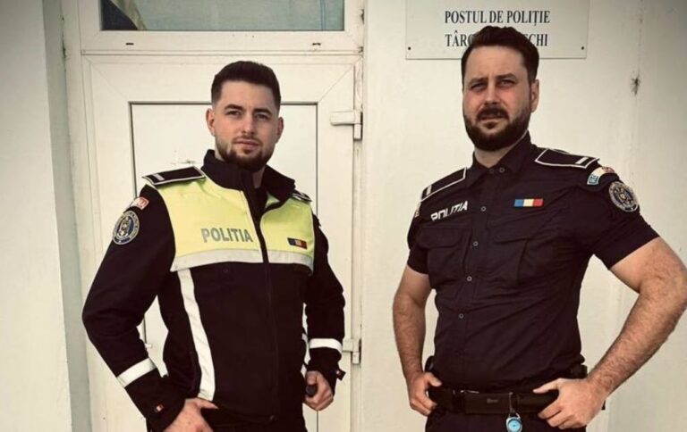 Doi agenţi din Prahova au deschis drumul pentru o maşină, cu un copil bolnav, care gonea pentru a se întâlni cu ambulanţa 