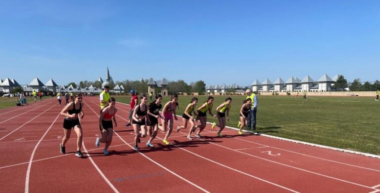Iașul găzduiește etapa națională a Olimpiadei Sportului Școlar la Tetratlon