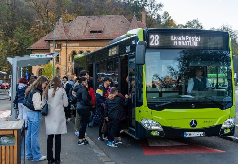 Anchetă - Aproape zece la sută dintre şoferii Regiei de Transport public Braşov sunt suspectaţi că sustrăgeau combustibil