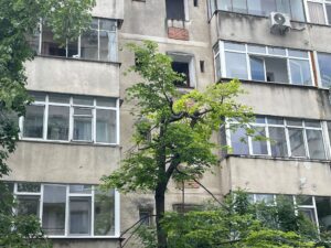 Panică într-un bloc din zona Gării din Iași. Un bărbat a tăiat intenționat țeava de gaz