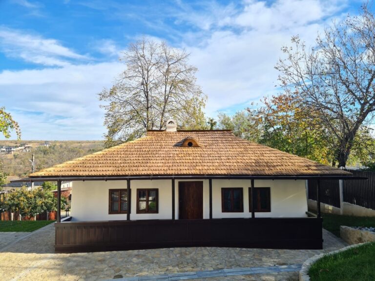 Teatru, magie și ateliere pentru copii - 1 Iunie la Bojdeuca lui Ion Creangă