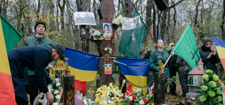 Jurnalist care a documentat comemorarea liderului legionar Corneliu Zelea Codreanu, vizat de percheziţii, pentru că a refuzat să dea Poliţiei fotografiile