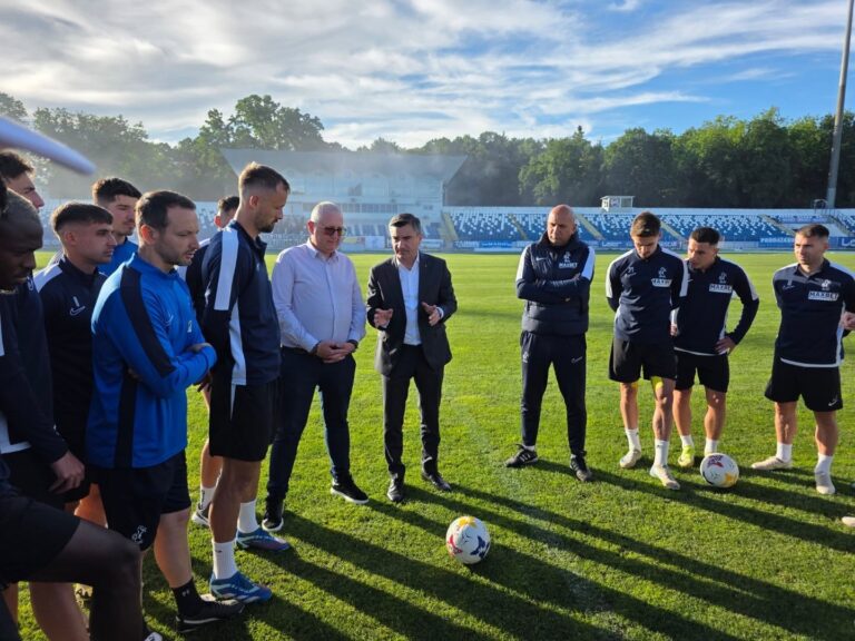 Fotbal, ziua decisivă - ACSM Politehnica pleacă azi din Iași cu avionul pentru meciul capital de mâine, cu Metaloglobus. Gândurile lui Miriuță