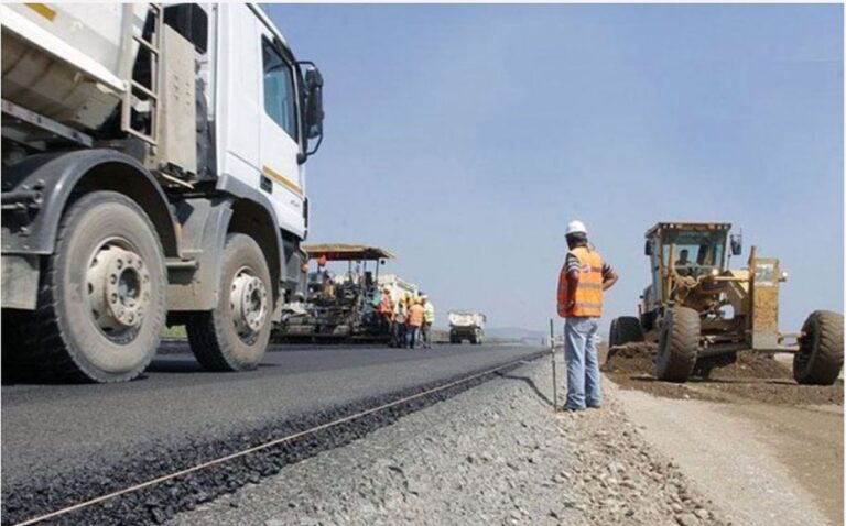 Un miliard de lei pentru drumuri și rețelele de gaz, apă și canalizare din județ. Iată bilanțul pe Iași!