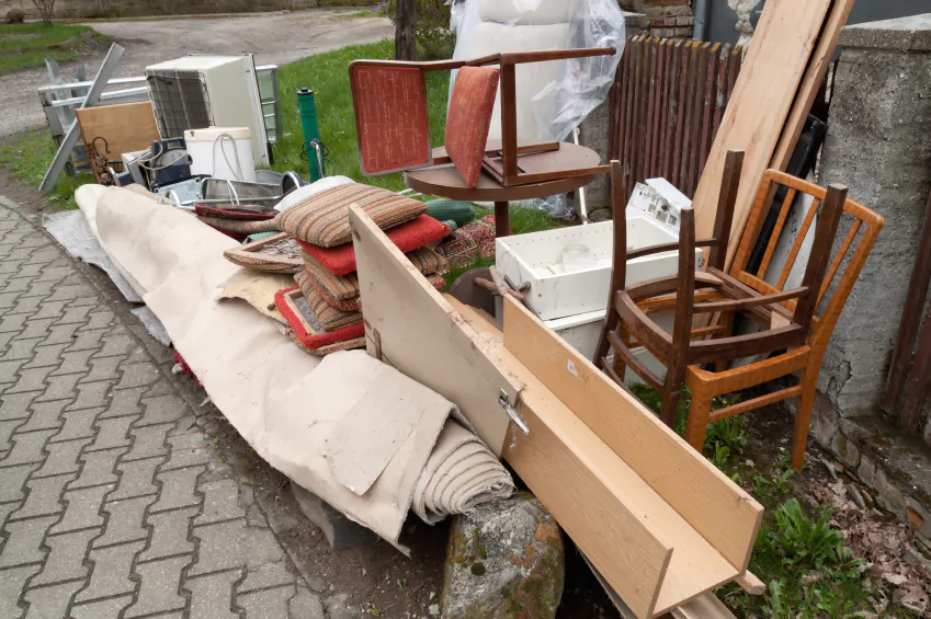 Primăria face loc pentru deșeurile care nu pot fi duse la tomberon. Se înființează așa-numitele „centre de colectare prin aport voluntar”