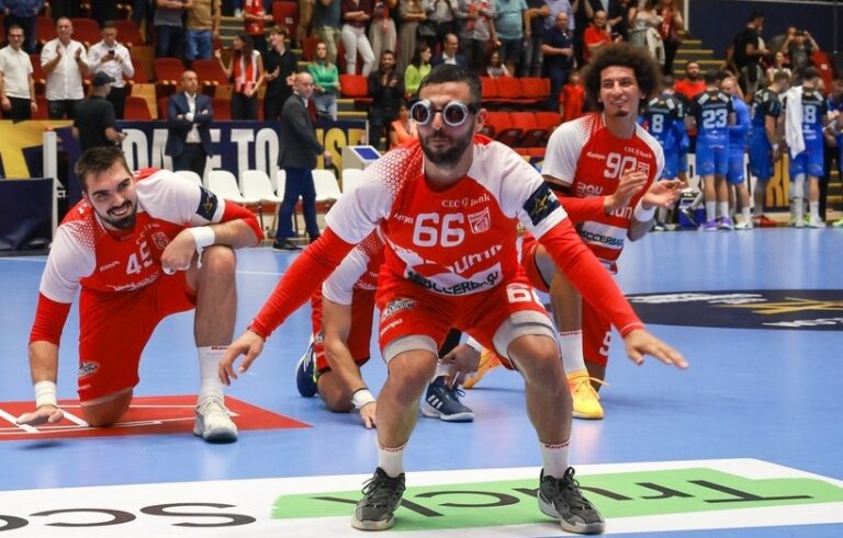 Handbal masculin: Dinamo Bucureşti este campioană, Potaissa Turda şi HC Buzău pe podium