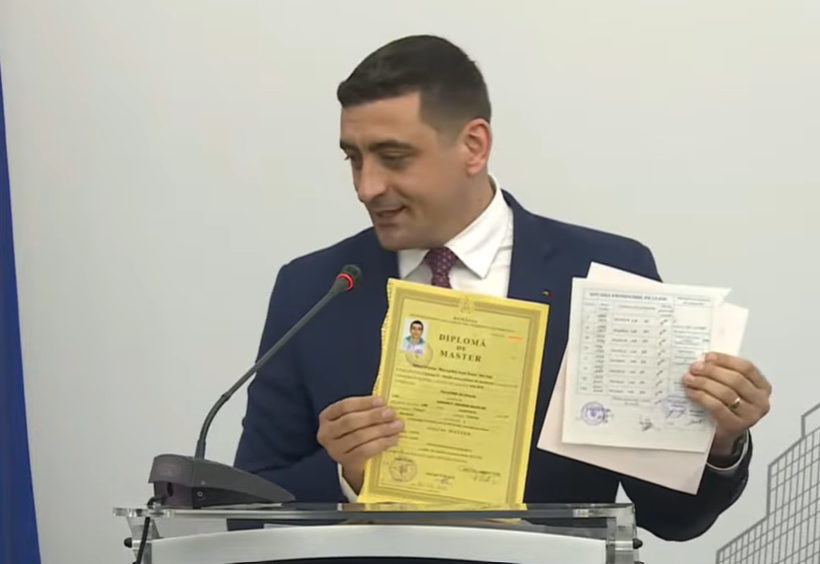 Simion a venit la o dezbatere cu diplomele de studii: „Şi noi avem şi diplome de Bacalaureat şi diplome de licenţă, sunt autentice”