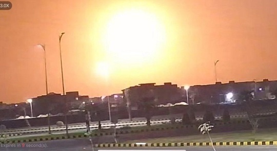 UPDATE Încă un război de amploare pe glob? India a lansat lovituri asupra Pakistanului. Ambele sunt puteri nucleare
