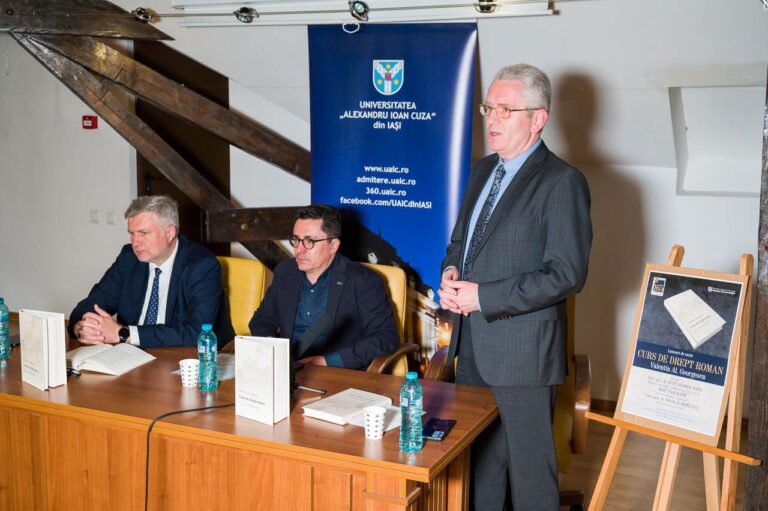 UAIC a lansat cartea „Curs de drept roman” de Valentin Al. Georgescu - FOTO