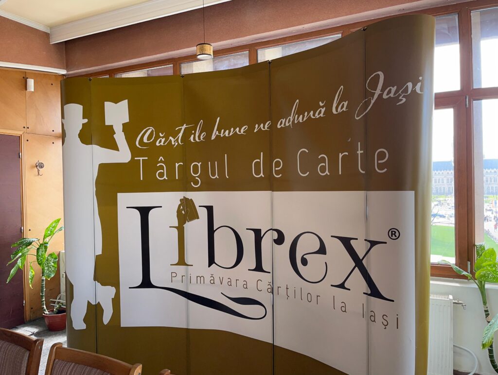 80 de expozanți notorii, 64 de evenimente deosebite. Târgul de Carte LIBREX – „Labirintul poveștilor nesfârșite” revine mâine la Iași – FOTO/VIDEO