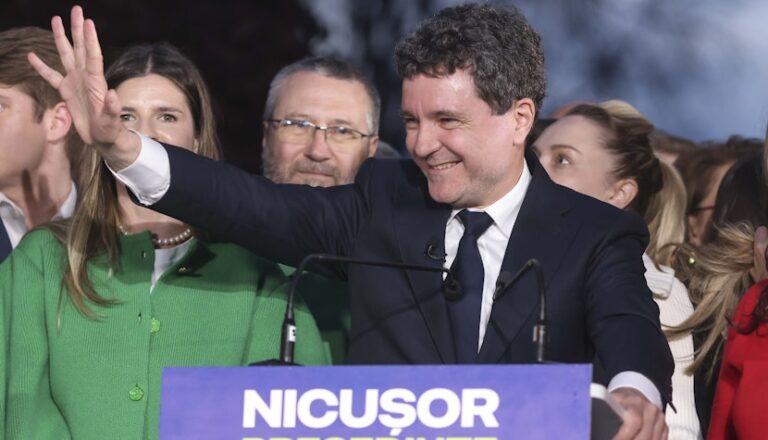 Cheia alegerilor de la Iași: cum a câștigat Nicușor Dan județul. În municipiu a avut un scor istoric: l-a depășit și pe Emil Constantinescu