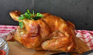 Este pieptul de pui mai sănătos decât pulpele? Nutriționiștii explică care alegere este mai bună