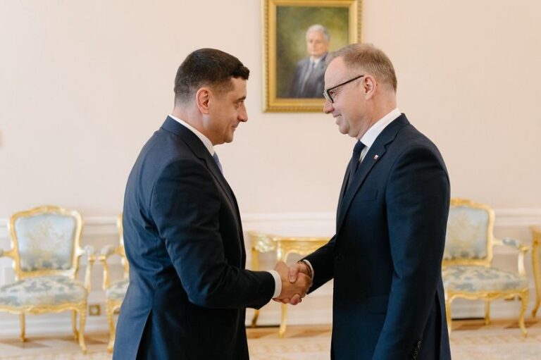 George Simion, întâlnire cu președintele Poloniei, Andrzej Duda. AUR: „Reinstaurarea democraţiei, într-un context dificil pentru România, pe agenda discuţiilor”