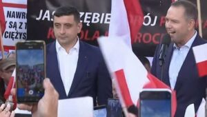 Premierul Poloniei: „Rusia se bucură. Nawrocki şi omologul său pro-rus din România, George Simion, pe aceeaşi scenă, cu cinci zile înainte de alegerile prezidenţiale din Polonia şi România”