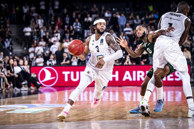  Baschet masculin: U BT Cluj – CS Vâlcea, scor 105-85, în primul meci din semifinalele Ligii Naţionale