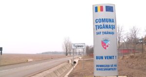 UPDATE Care este pulsul acestei zile istorice în mediul rural din județul Iași /La Secția de votare nr. 737 din comuna Țigănași, și-au făcut apariția primii alegători