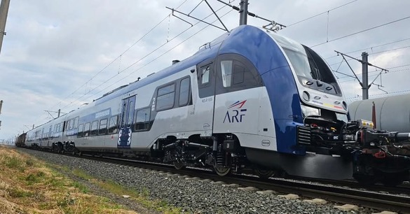 Imagini – Cum arată primul tren produs de polonezi pentru România