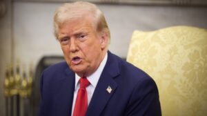 Trump s-a opus unui plan israelian de a-l ucide pe liderul suprem al Iranului