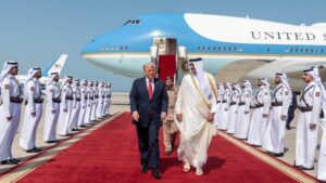 Qatar Airways a semnat un contract pentru 160 de avioane Boeing în timpul vizitei lui Trump