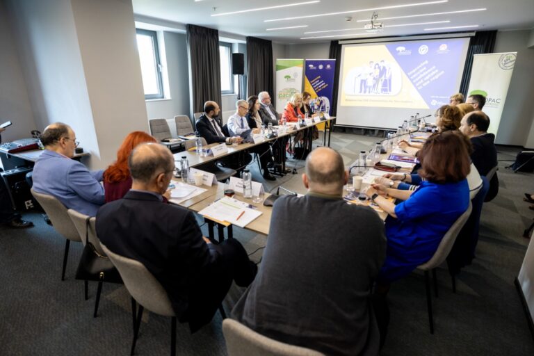 Experți din Europa Centrală și de Est, reuniți la București pentru a combate reticența față de vaccinare