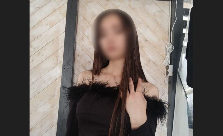 UPDATE O elevă de 16 din Iași s-a spânzurat. Părinții spun că era stresată de examenul de Evaluare. Mesaj mișcător din comunitatea locală