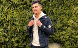 Un trotinetist a bătut un ieșean până l-a băgat în spital fiindcă acesta i-a cerut să nu mai circule pe trotuar