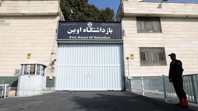 Israelul anunţă că a bombardat Închisoarea Evin din Teheran. Acolo sunt încarceraţi mai mulți deţinuţi politici şi opozanţi
