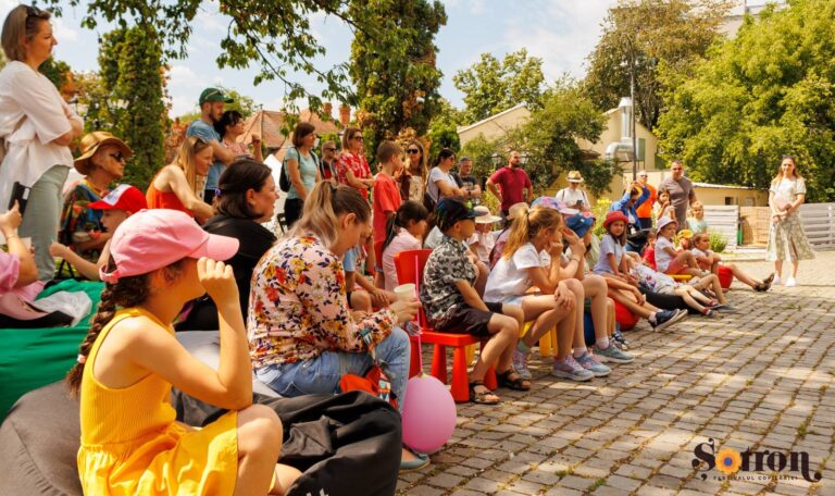 Festivalul „Șotron” aduce copilăria înapoi, la Muzeul „Vasile Pogor” din Iași. Intrarea este liberă