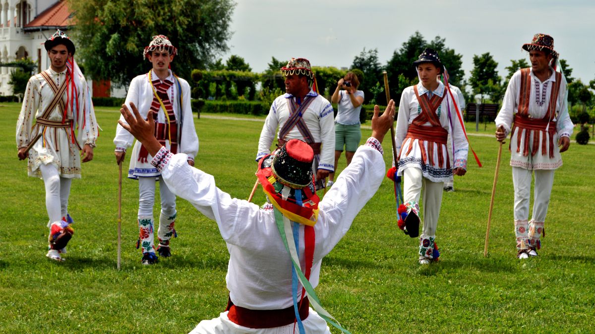 Rusalii 2025: obiceiuri din bătrâni respectate de români