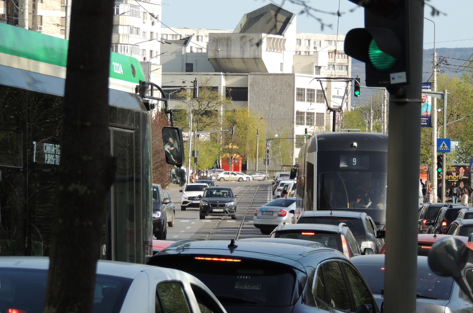 Imobilitatea urban&#259; | Avem zeci de puncte fierbin&#539;i &icirc;n traficul din Ia&#537;i. Care sunt acestea &#537;i cum le dep&#259;&#537;im? Ce solu&#539;ii ar fi pe viitor?