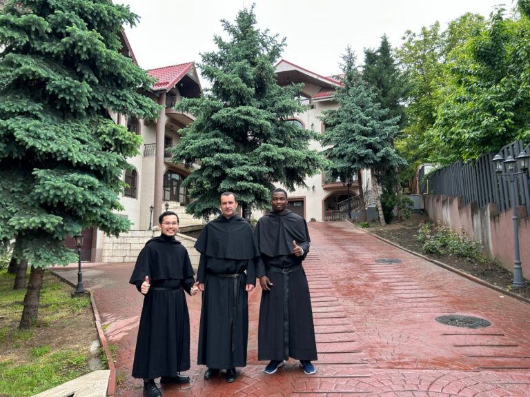 Ordinul augustinienilor, din care se trage noul Papă, slujește în această vilă discretă din Iași, situată între Copou și Păcurari