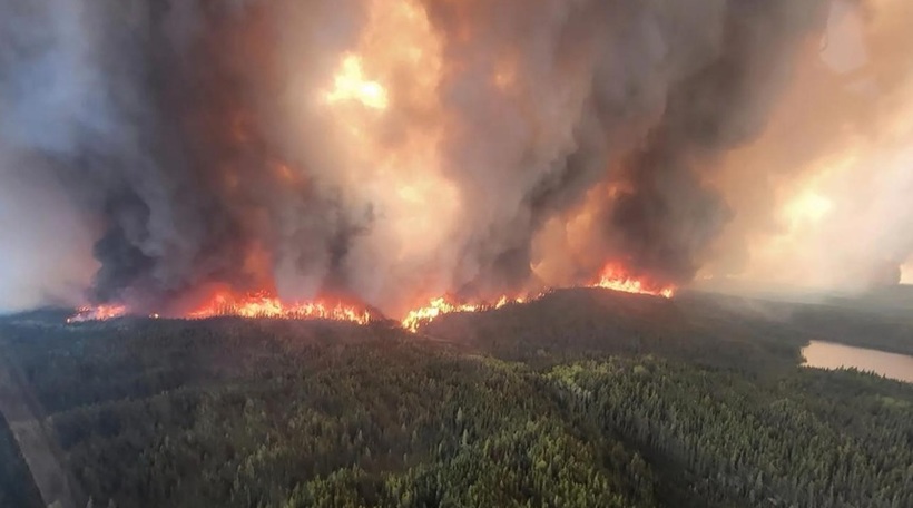 Fumul incendiilor din Canada a ajuns în Europa până în Grecia şi Franţa