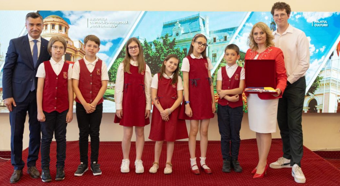 Elevii de la Școala Primară „Carol I” vor reprezenta România la Campionatul Mondial de Robotică din Macao