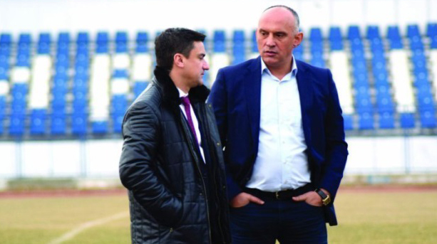 Prunea vs Chirica, ep. 2. Fostul portar îl acuză pe primar că bea și insinuează că se droghează. „Am fost vecini, gard în gard, beam seara”. Chirica a spus că se va adresa instanței