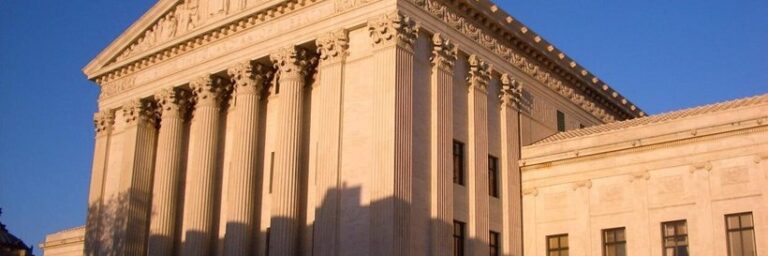 Trump: „O victorie uriaşă”. Curtea Supremă a SUA limitează puterea judecătorilor de a opri la nivel naţional deciziile președintelui