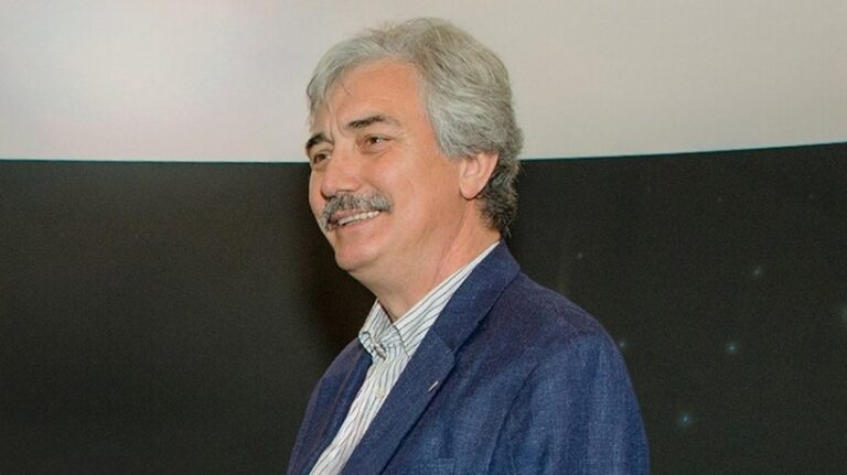 A murit Dragoş Şeuleanu, fost preşedinte-director general al Radioului public